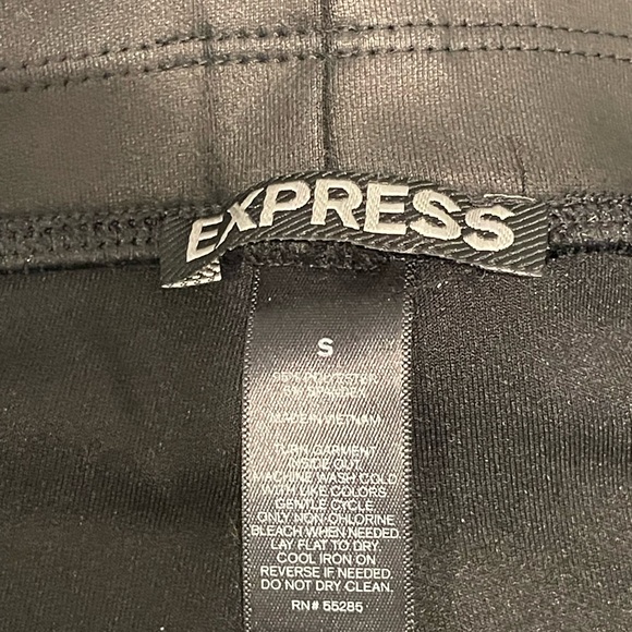 Express Black Faux Leather Leggings Small - Picture 3 of 4